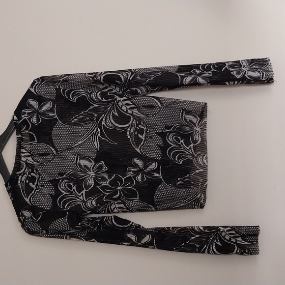 Zara Cropped Top Long Sleeved Blouse sz Small - Picture 3 of 5